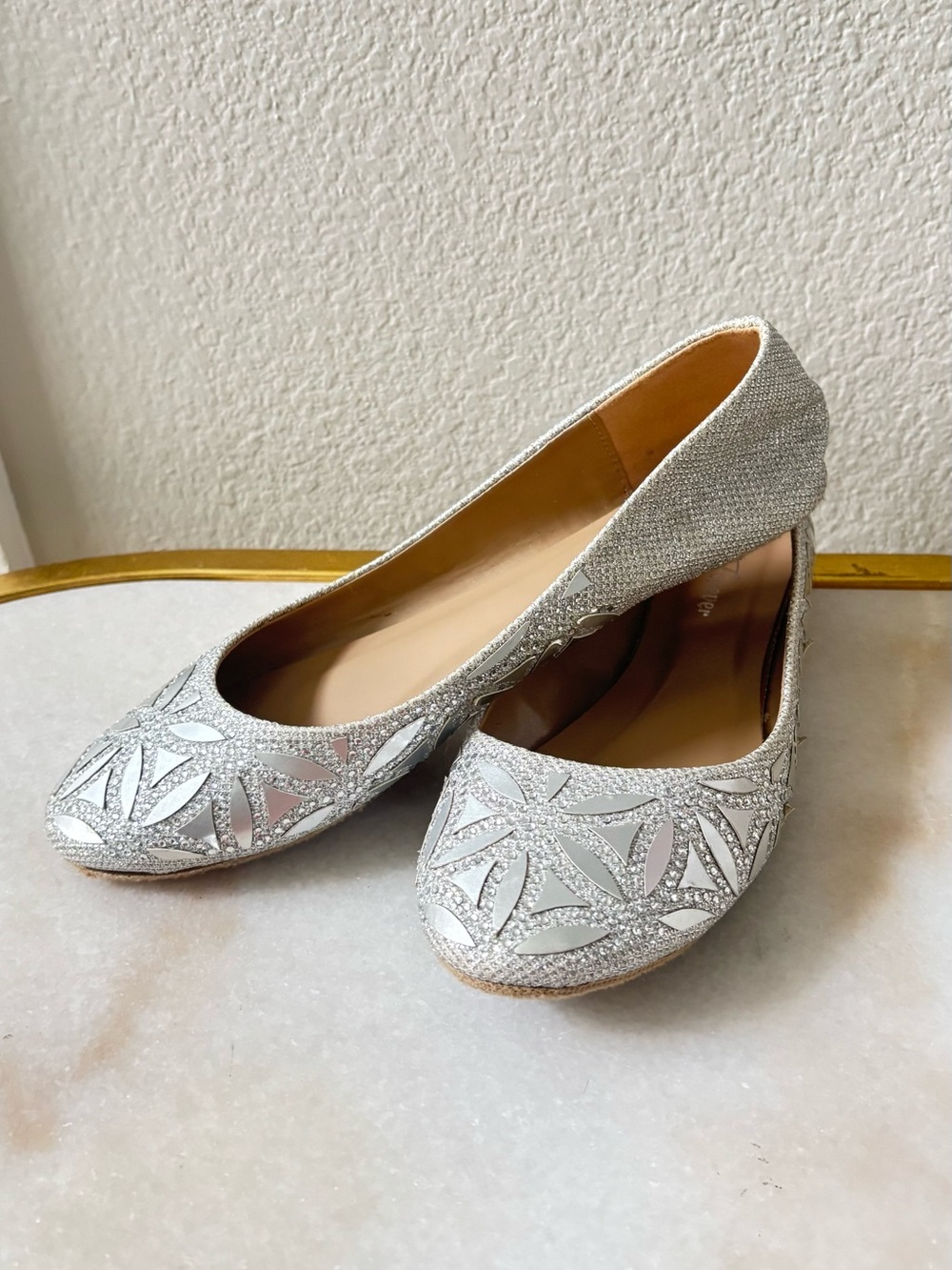 Forever 21 Silver Glitter Cutout Ballet Flats
